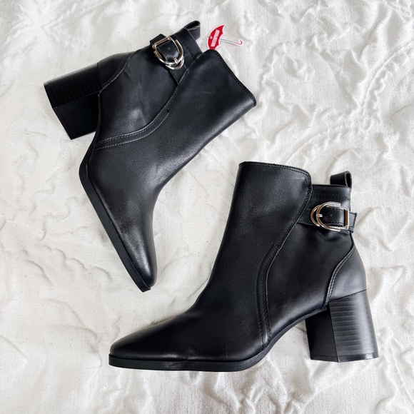 Blondo Ginelle Waterproof Bootie Size 10 New - Picture 3 of 10